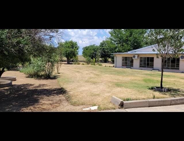 FARM FOR SALE IN BLOEMSPRUIT